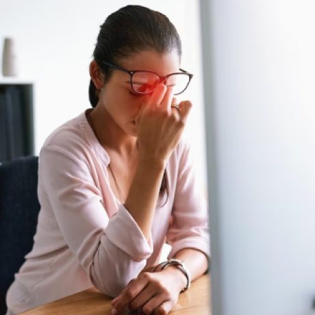 Dryness of eyes or Computer vision syndrome (CVS)